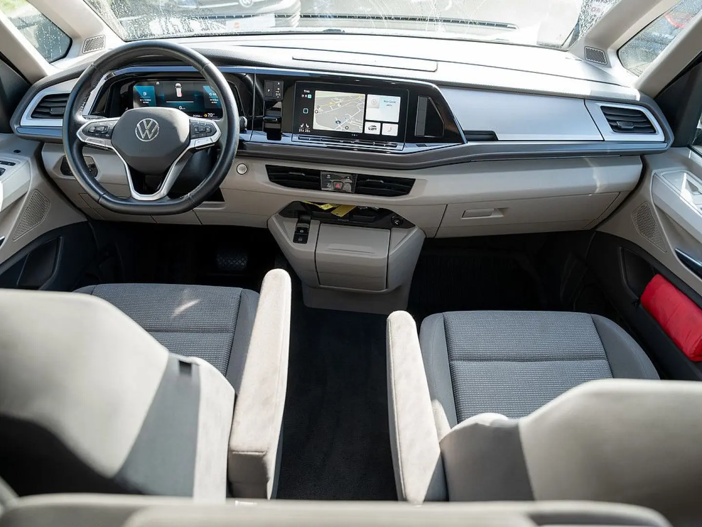 T7 Multivan 2.0 TDI lang NAVI LED PDC SHZ