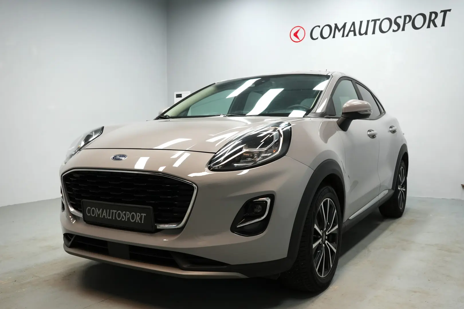 FORD PUMA MT TITANIUM
