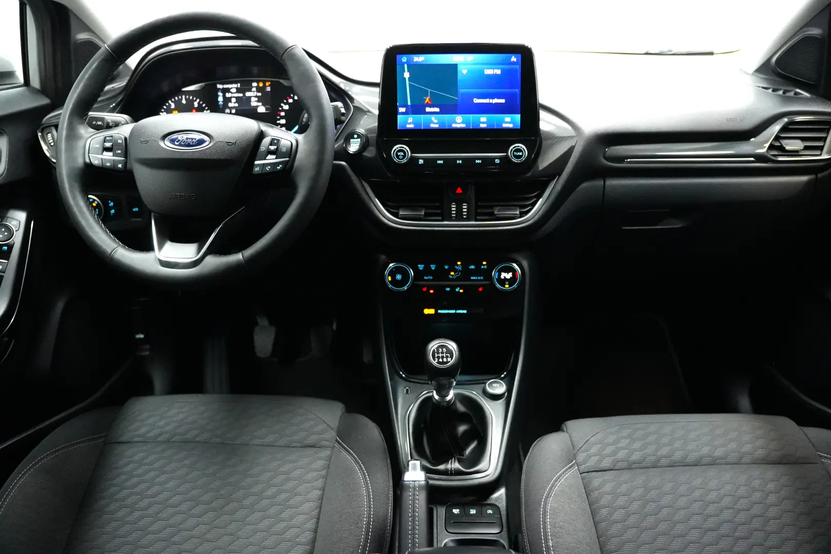 FORD PUMA MT TITANIUM