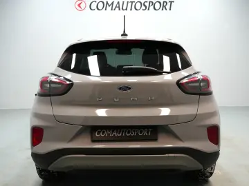 FORD PUMA MT TITANIUM