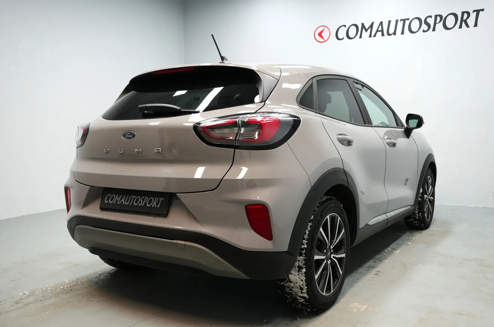 FORD PUMA MT TITANIUM