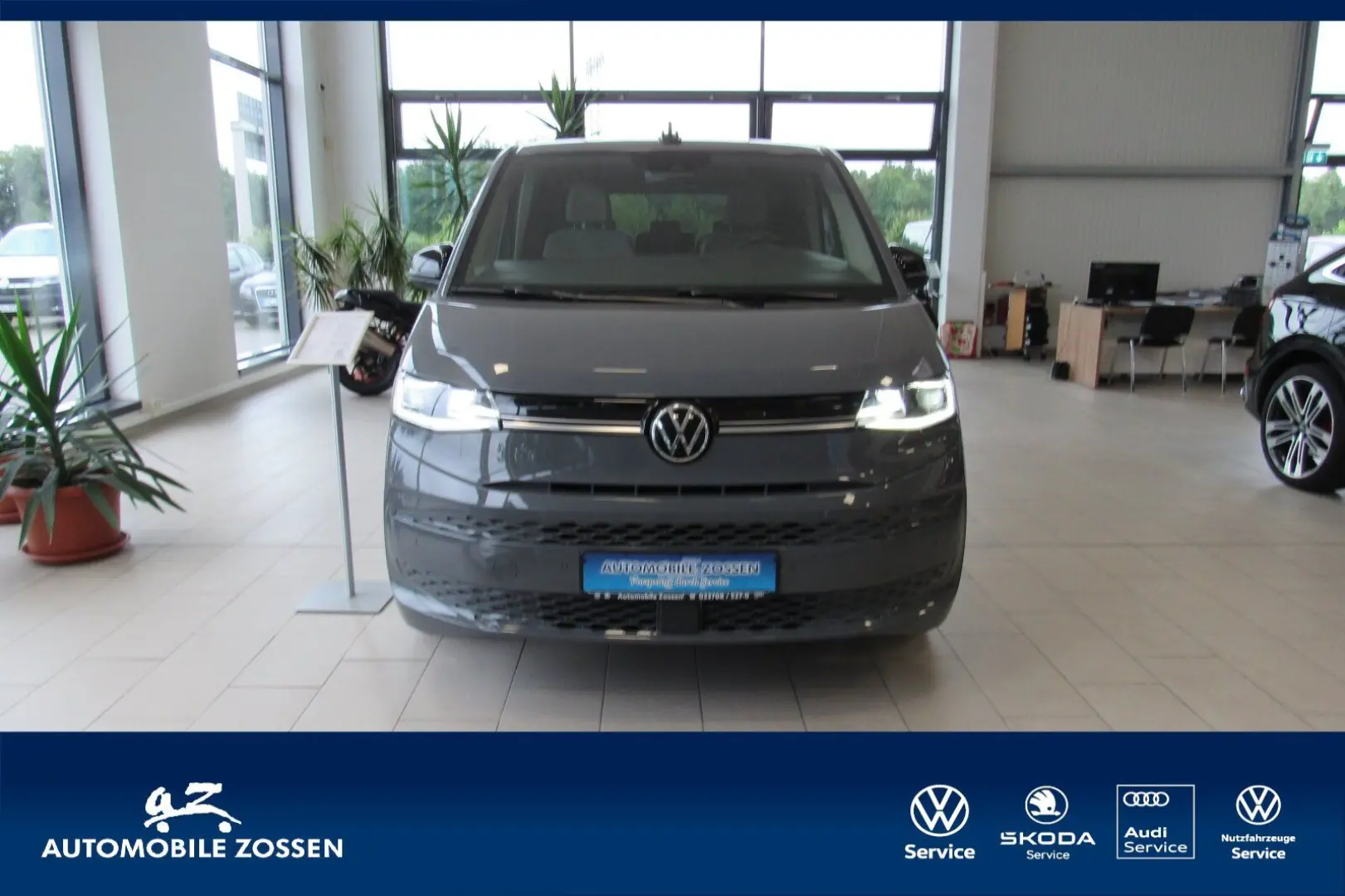 Multivan 2,0 TDI DSG Life Navi, LED Matrix, Pano