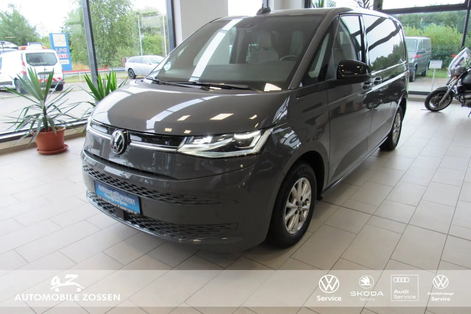Multivan 2,0 TDI DSG Life Navi, LED Matrix, Pano