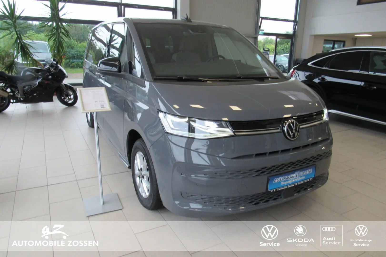 Multivan 2,0 TDI DSG Life Navi, LED Matrix, Pano