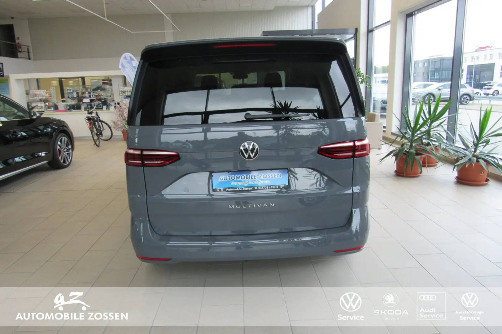 Multivan 2,0 TDI DSG Life Navi, LED Matrix, Pano