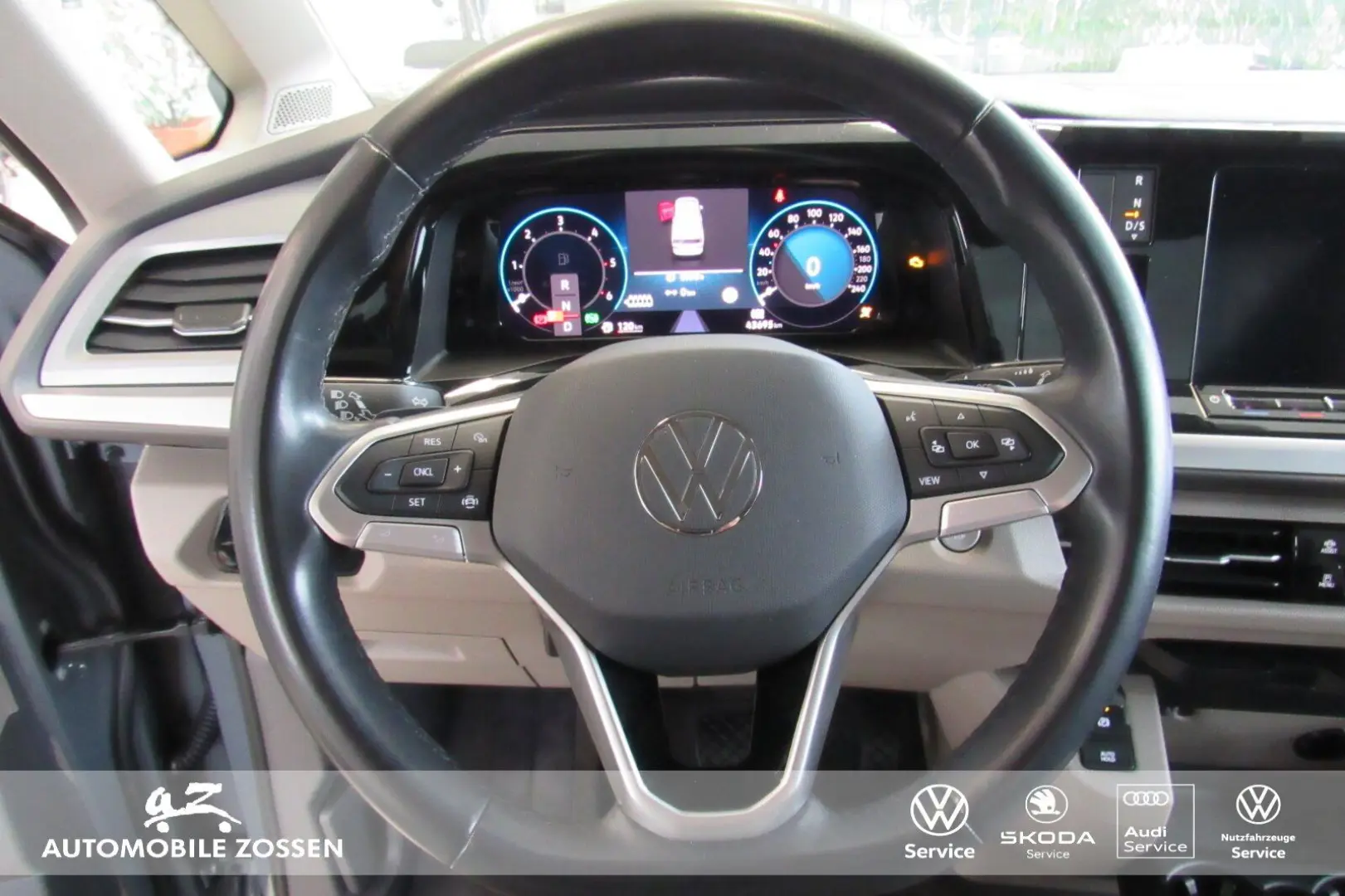 Multivan 2,0 TDI DSG Life Navi, LED Matrix, Pano