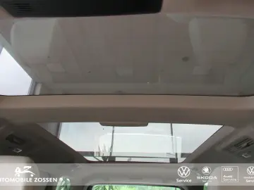 Multivan 2,0 TDI DSG Life Navi, LED Matrix, Pano
