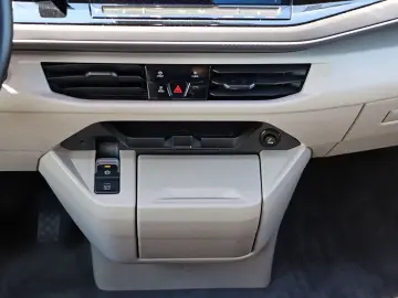 T7 Multivan 2.0 TDI SCR DSG LED/NAVI/RÜCKFK/SITZ