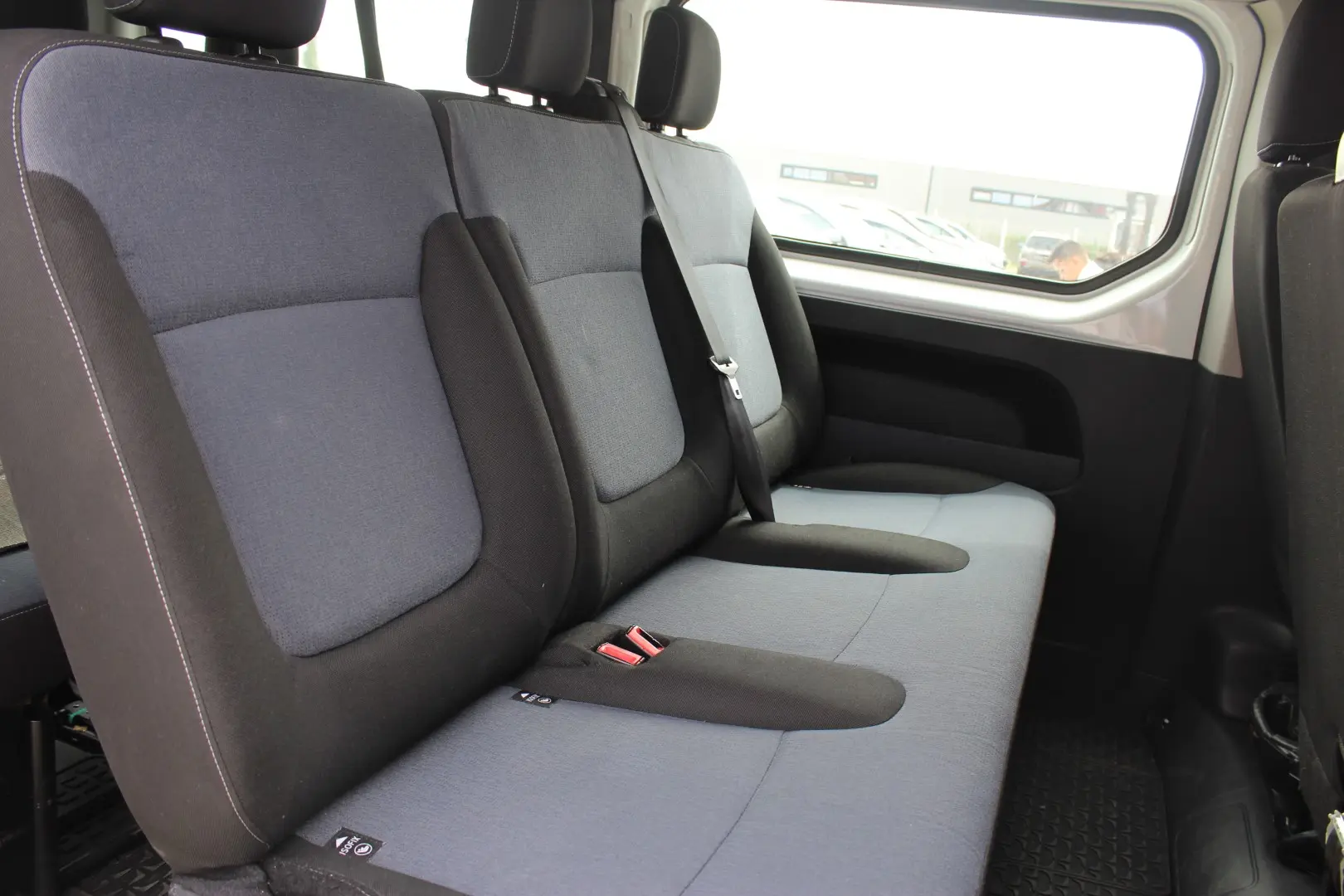 Opel Vivaro 1.6 CDTi 125CP 8+1 Locuri 2018 Euro 6