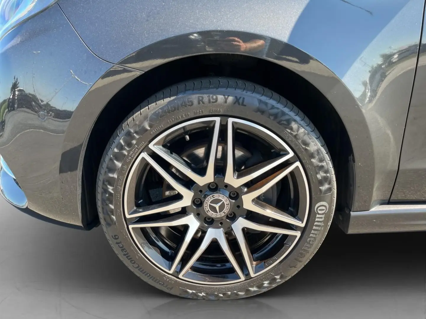 V 220 d AVANTGARDE EDITION AMG Sound Standh. AHK