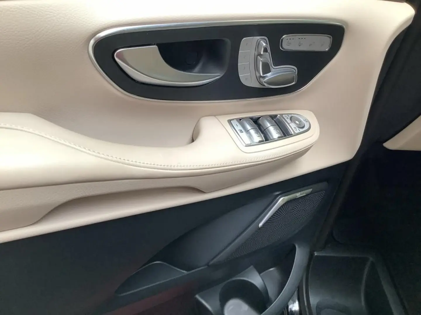 V 300 d AMG extralang 4 Matic AIRMATIC/Distronic