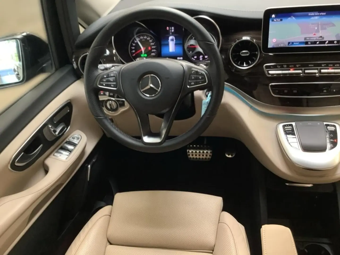 V 300 d AMG extralang 4 Matic AIRMATIC/Distronic