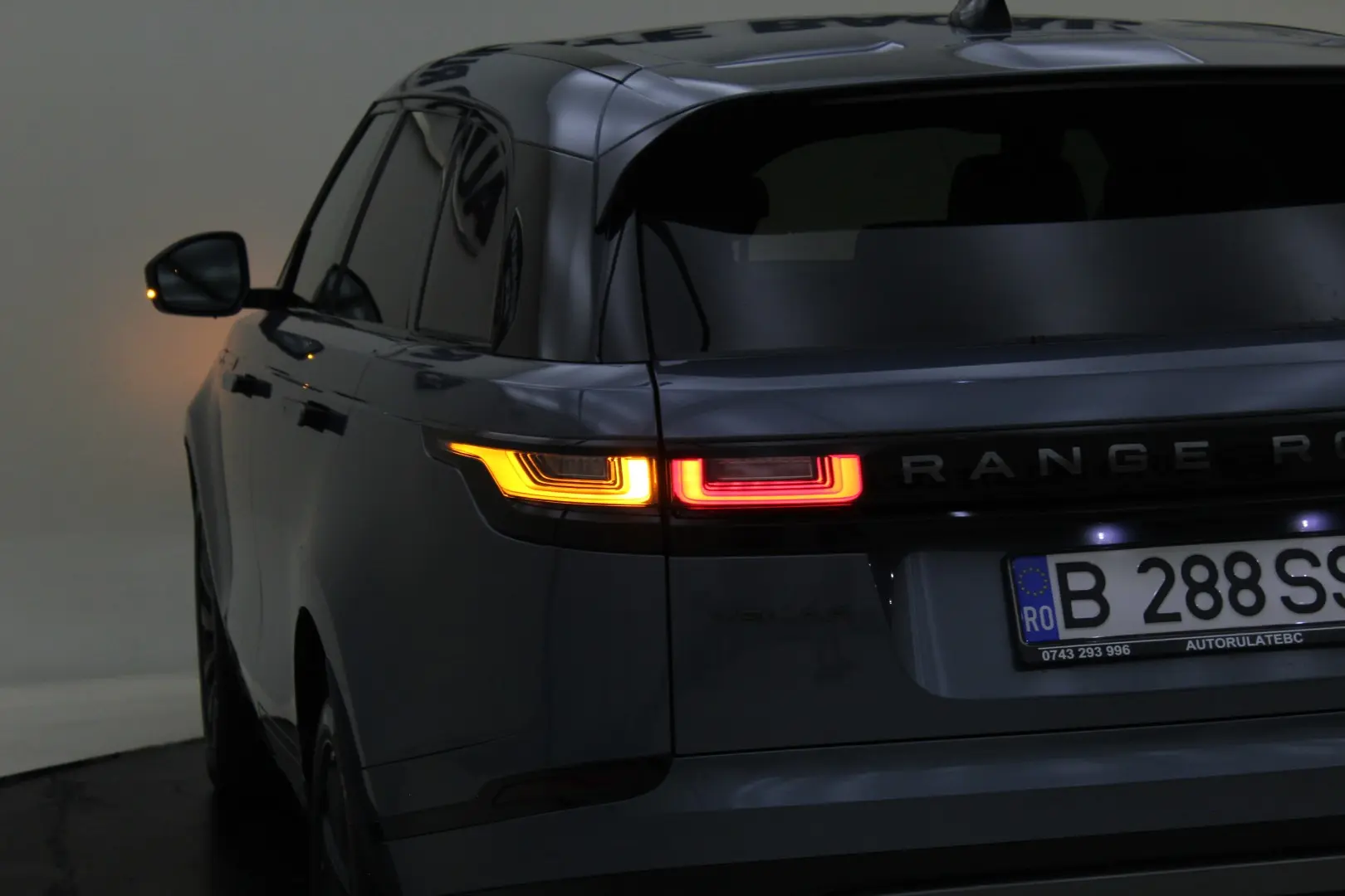 Range Rover Velar R-Dynamic 2.0d Mild-Hybrid 4x4 204CP