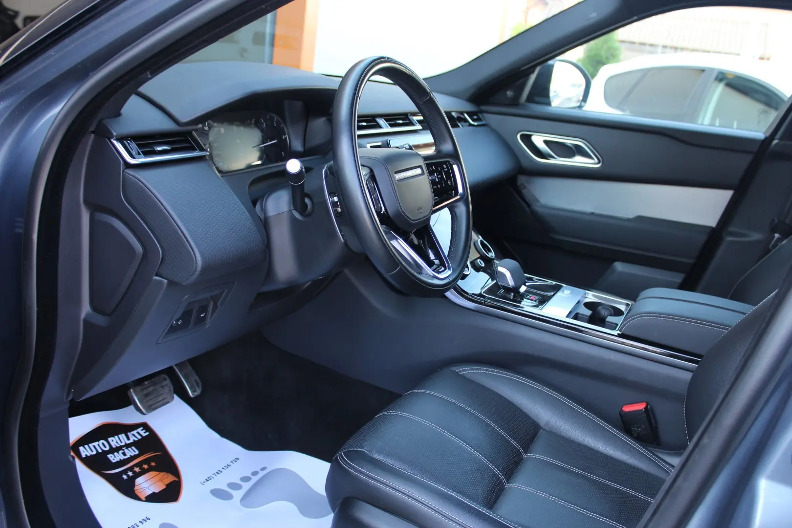 Range Rover Velar R-Dynamic 2.0d Mild-Hybrid 4x4 204CP