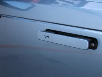 Range Rover Velar R-Dynamic 2.0d Mild-Hybrid 4x4 204CP