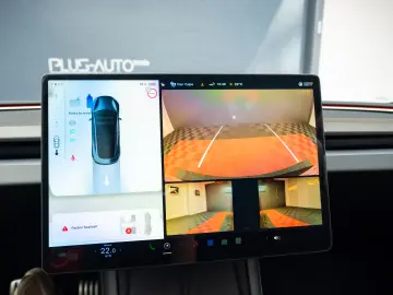 TESLA MODEL 3 PERFORMANCE