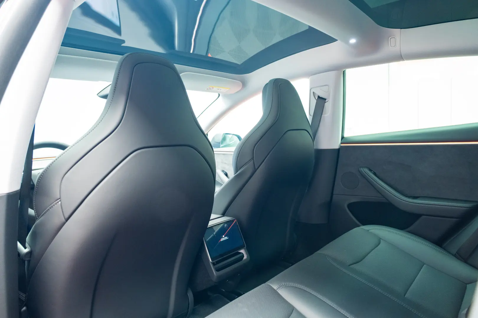 TESLA MODEL 3 PERFORMANCE