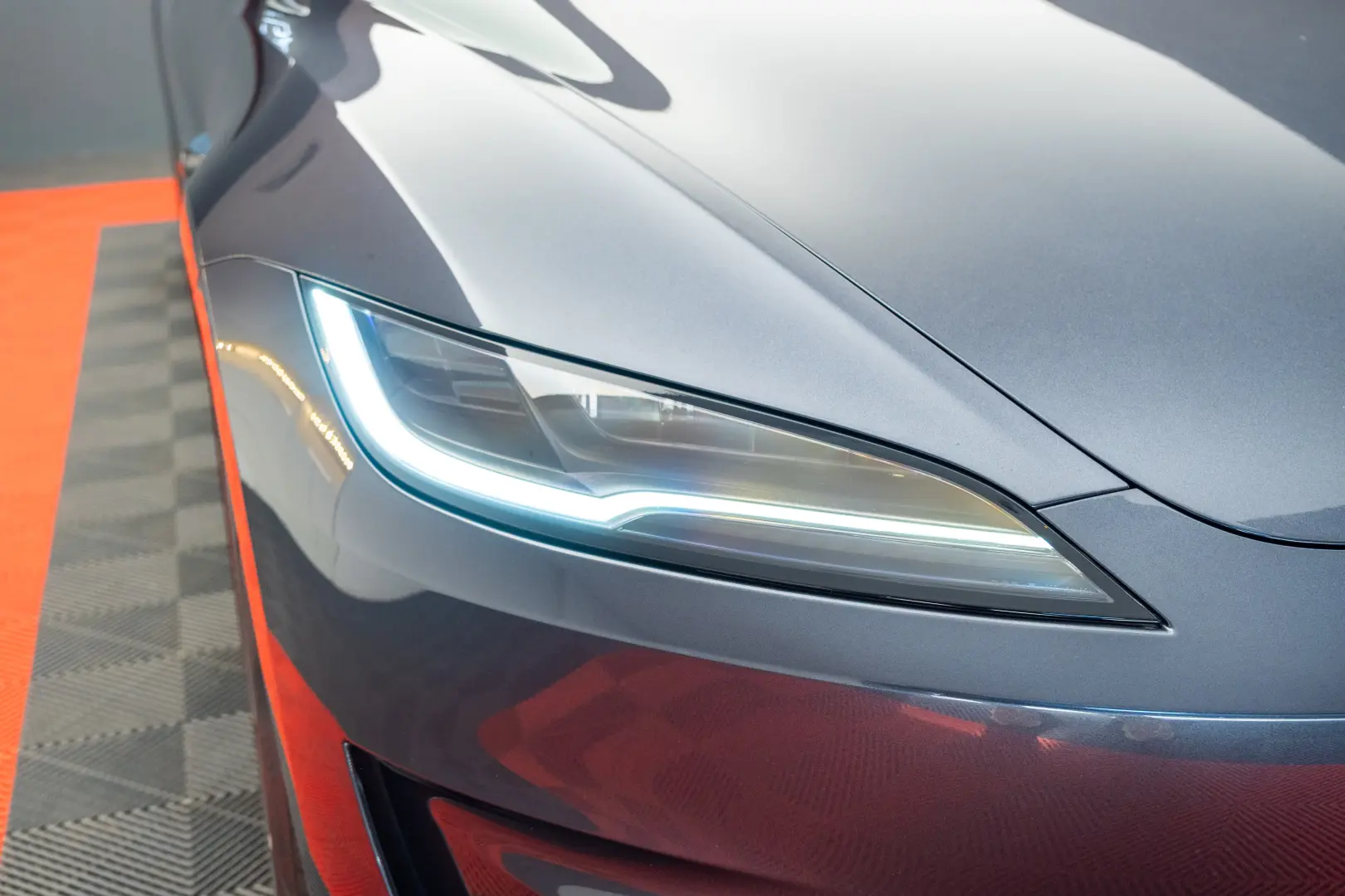 TESLA MODEL 3 PERFORMANCE