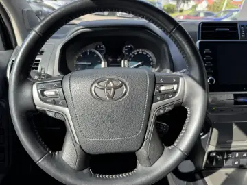 Land Cruiser 2.8 Executive