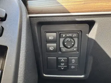 Land Cruiser 2.8 Executive