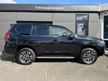 Land Cruiser 2.8 Executive