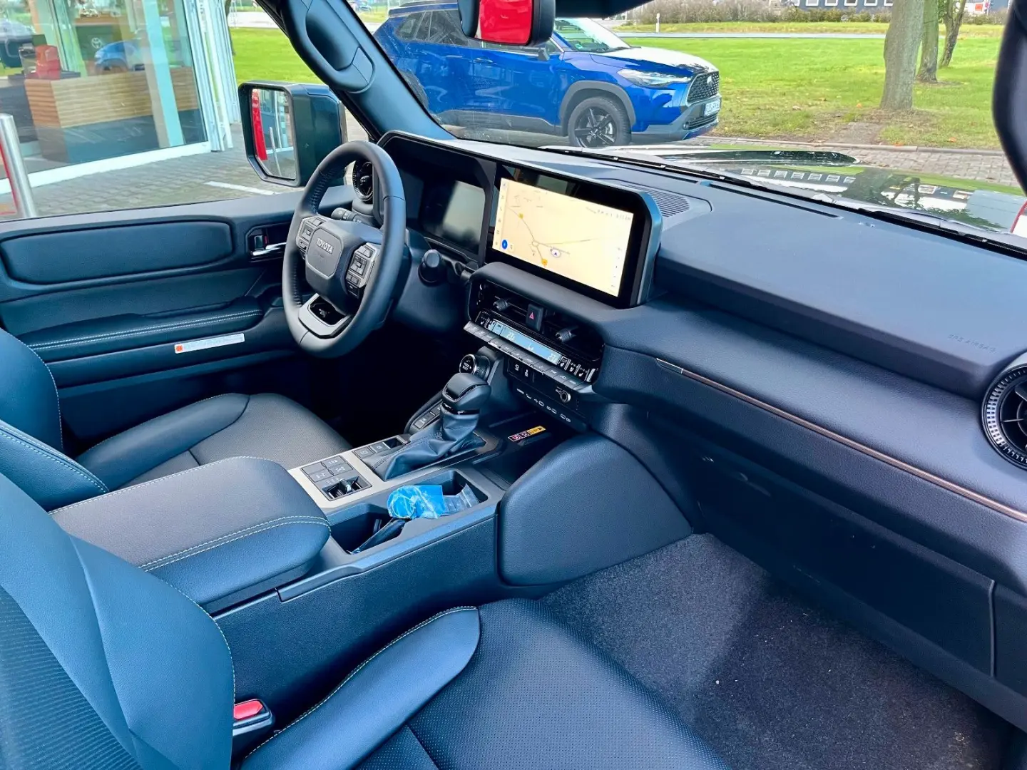 Land Cruiser 2,8 D-4D 150kW AWD Executive J25