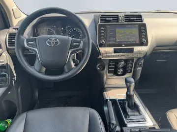 Land Cruiser 2.8 D-4D Automatik Executive *AHK*