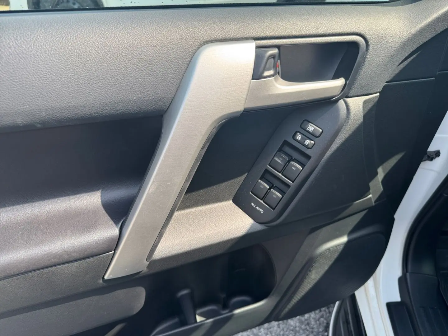 Land Cruiser 2.8 D-4D Automatik Executive *AHK*
