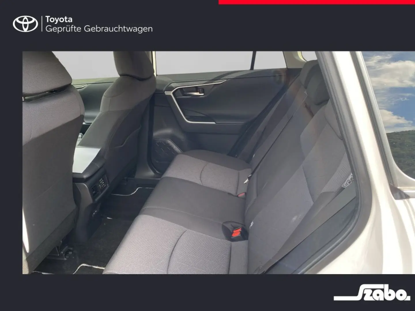 RAV 4 2.5 4x2 Hybrid Team Deutschland - AHK
