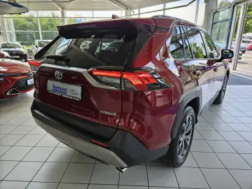 RAV4 2.5 Hybrid Team DK Leder Einparkhilfe vorne