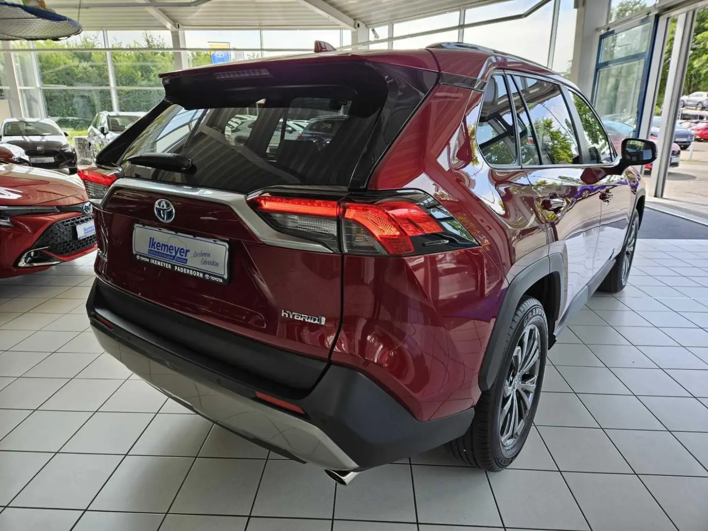 RAV4 2.5 Hybrid Team DK Leder Einparkhilfe vorne
