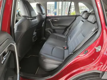 RAV4 2.5 Hybrid Team DK Leder Einparkhilfe vorne