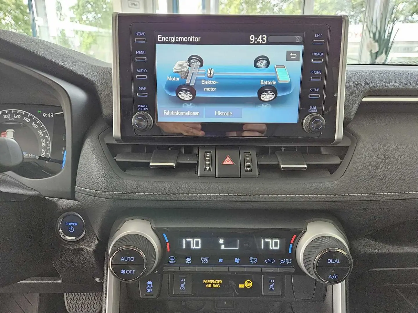 RAV4 2.5 Hybrid Team DK Leder Einparkhilfe vorne