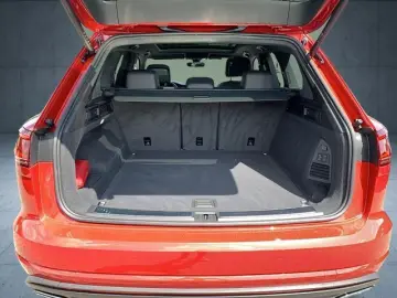 Touareg Elegance 3.0 TDI StHz/AHK/Pano/Luft/4Len