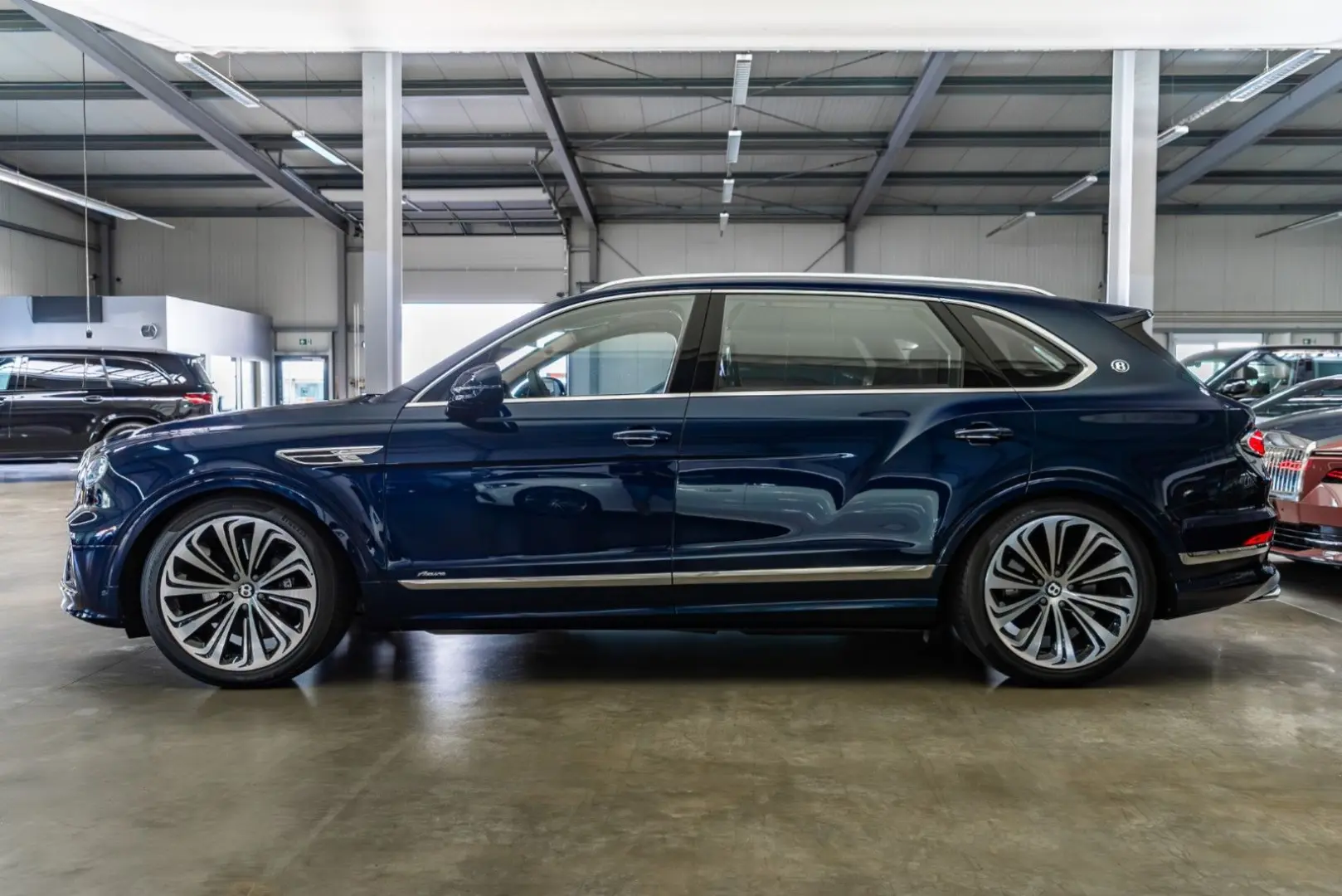 Bentayga 4.0 V8 Azure EWB/New Model