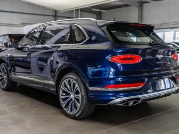 Bentayga 4.0 V8 Azure EWB/New Model