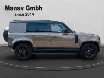 Defender 110 Hard Top X-Dynamic SE Matrix Lift