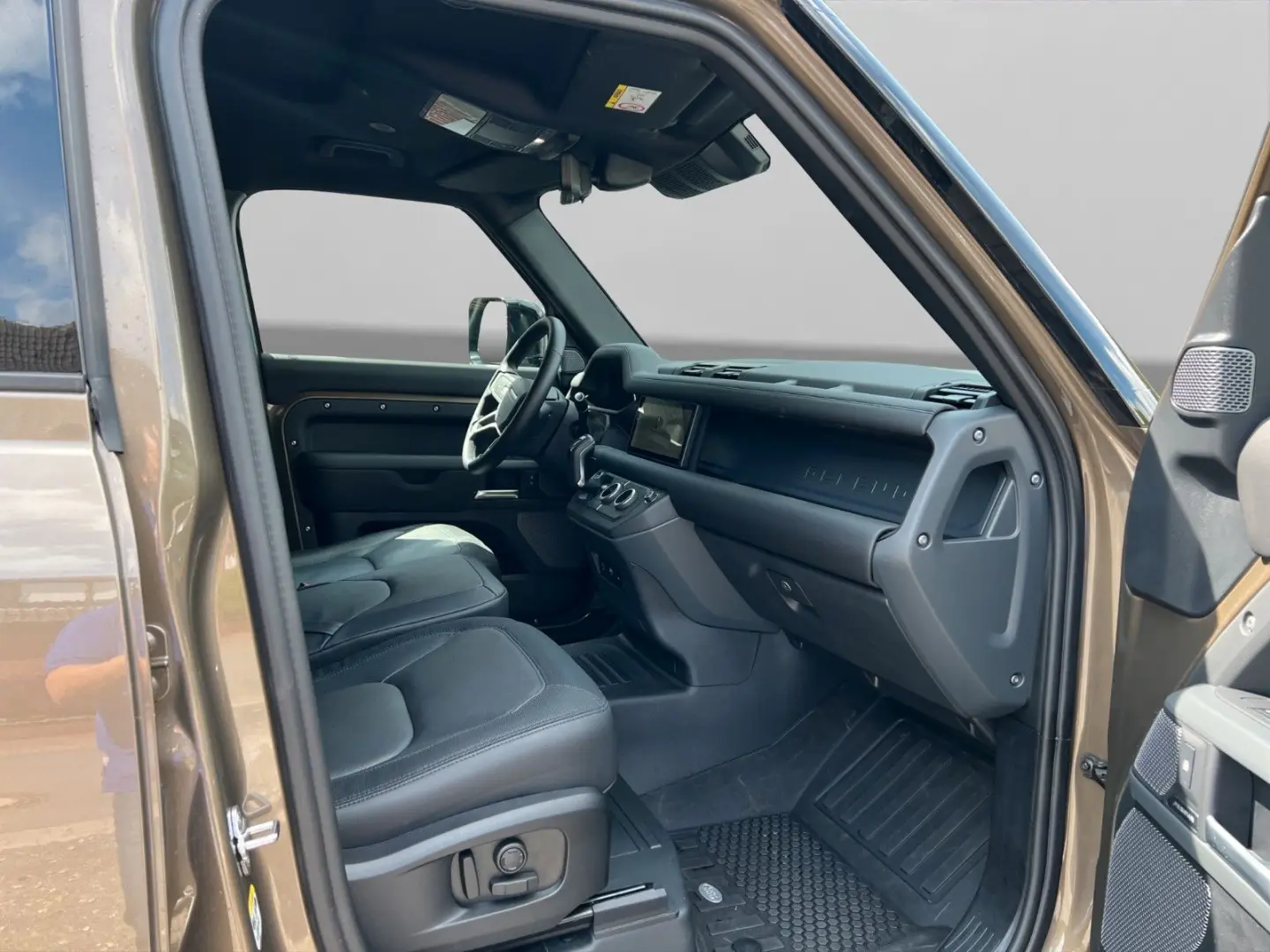 Defender 110 Hard Top X-Dynamic SE Matrix*Lift