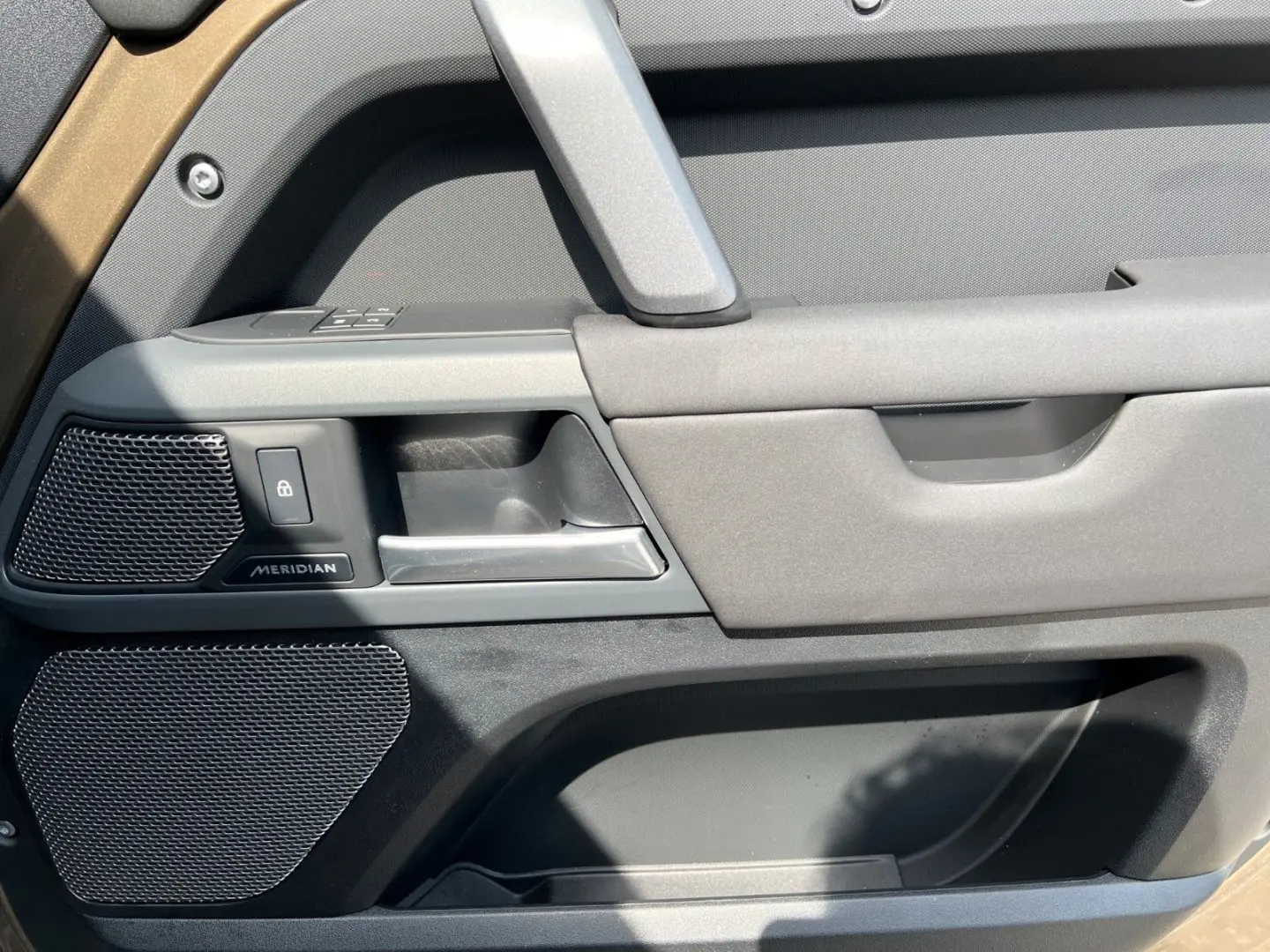 Defender 110 Hard Top X-Dynamic SE Matrix*Lift