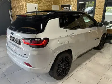 Compass S Plug-In Hybrid 4WD/PANO/360°/MEMORY/SH