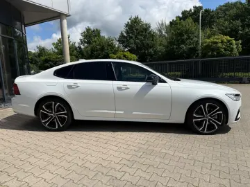 S90 T8 Recharge Ultimate AWD Plug-in B&W UPE~95k