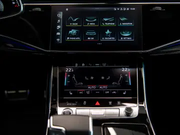 Audi Q8 55 TFSI V6 Quattro Mild Hybrid Tiptronic S Line