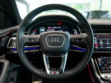 Audi Q8 55 TFSI V6 Quattro Mild Hybrid Tiptronic S Line
