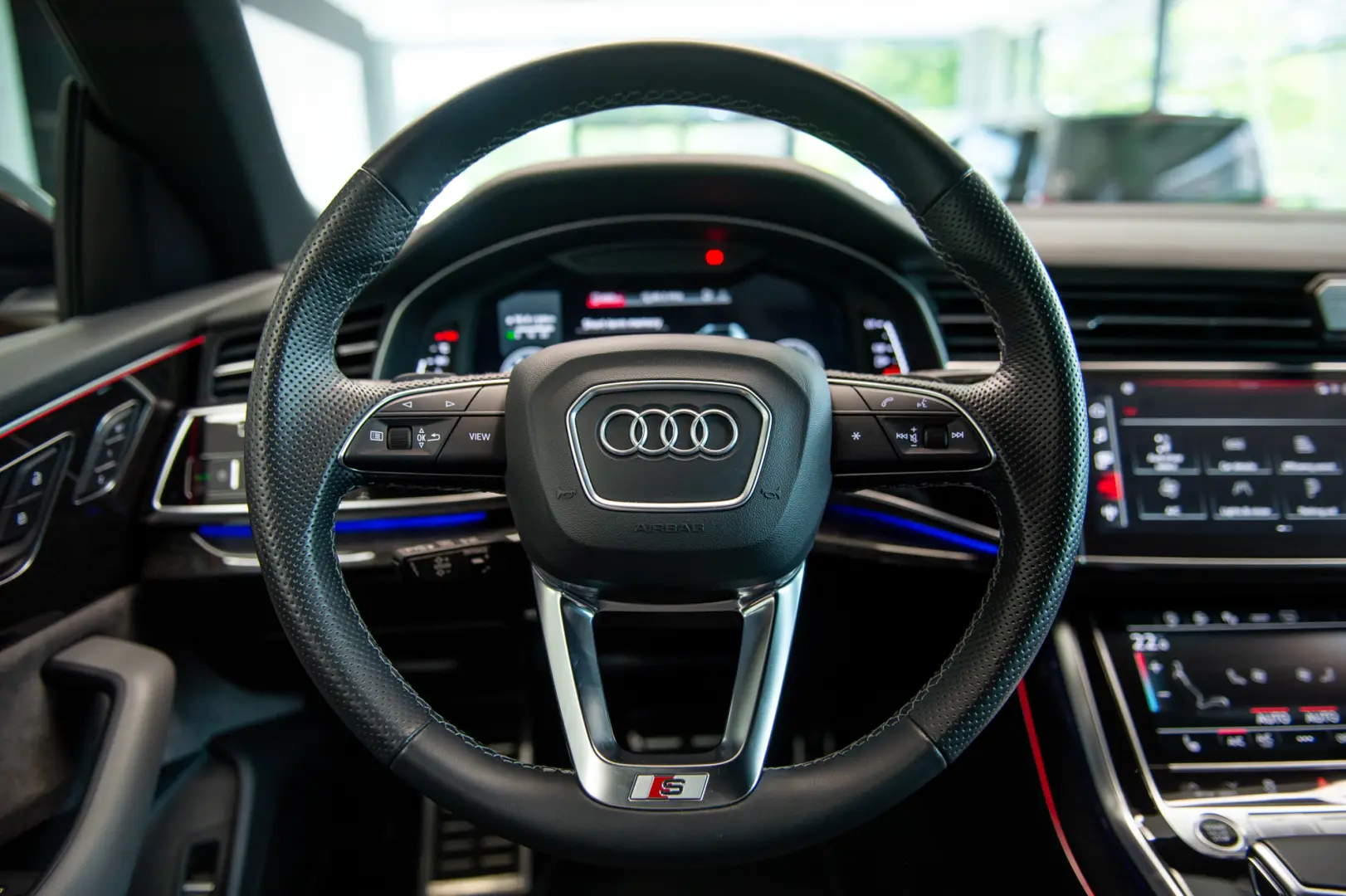 Audi Q8 55 TFSI V6 Quattro Mild Hybrid Tiptronic S Line