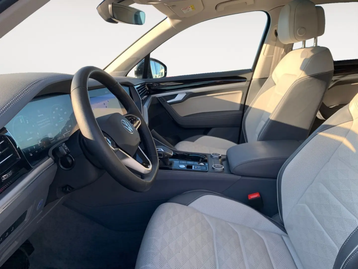 Touareg 3.0 eHybrid Elegance+4Motion+AHK+LUFT+LE