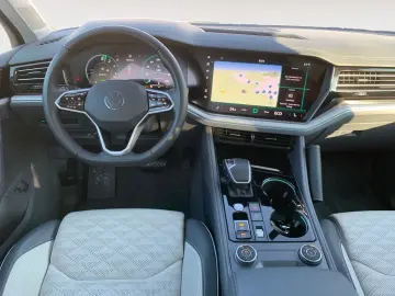 Touareg 3.0 eHybrid Elegance+4Motion+AHK+LUFT+LE