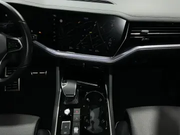 Touareg 3.0 V6 TDI R-Line 4Motion | IQ-Light