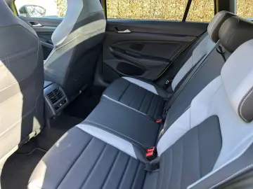 Golf VIII Variant 2.0 TSI R-Line 4Motion DSG, PA
