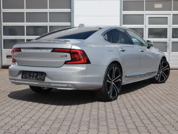 S90 B5 Ultimate Bright AWD*B&W*Standh*360°*