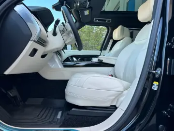 Land Rover Range Rover Autobiography